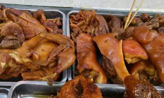 一個賣了8年滷肉的小伙,告訴你怎麼鹵才好吃!