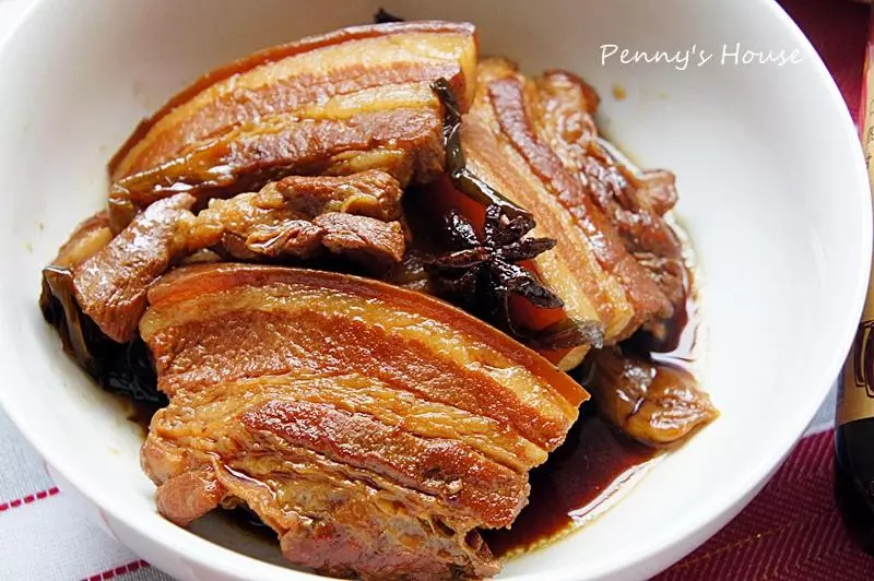 軟嫩控肉,原來這麼輕鬆簡單。帶皮豬五花食譜、滷汁製做。豆油伯伴手禮