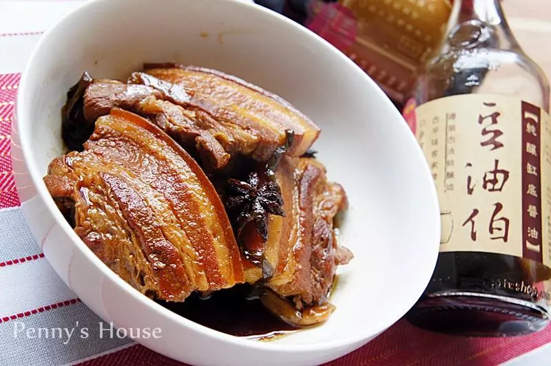 軟嫩控肉,原來這麼輕鬆簡單。帶皮豬五花食譜、滷汁製做。豆油伯伴手禮