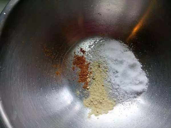 不用烤箱,就能輕鬆做出脆皮燒肉!省時省力改良版,超級下飯食譜趕快來!