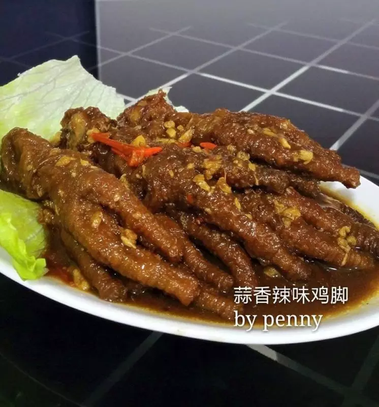 3種雞腳的做法:【冬菇燜雞腳】,【蒜香辣味雞腳】,【冬菇花生燜雞腳】