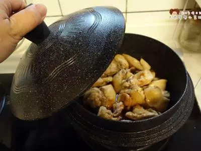 砂鍋麻油雞,美味超下飯!值得一試!