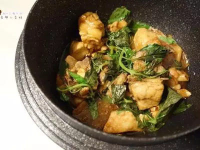 砂鍋麻油雞,美味超下飯!值得一試!