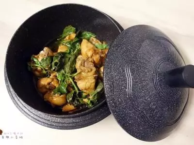 砂鍋麻油雞,美味超下飯!值得一試!