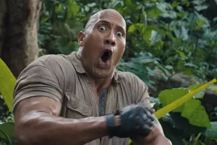 【史上最富有演員!】年薪38億!The Rock:曾窮到剩200元!