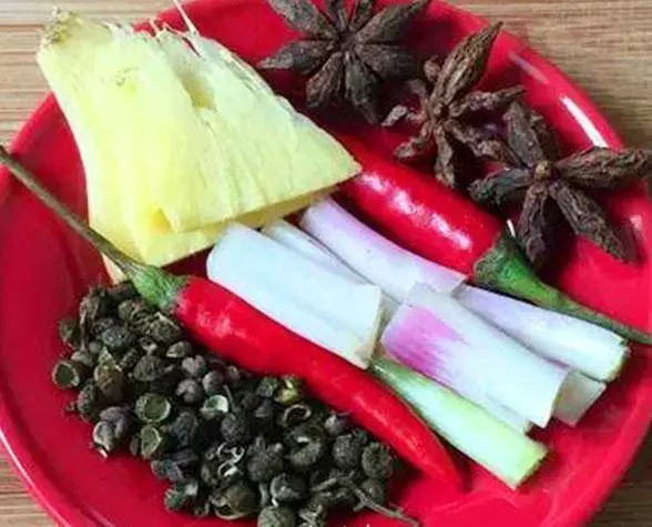 教你做滷味的幾大秘訣,一鍋滷味好吃的秘訣就是調味料 馬起來