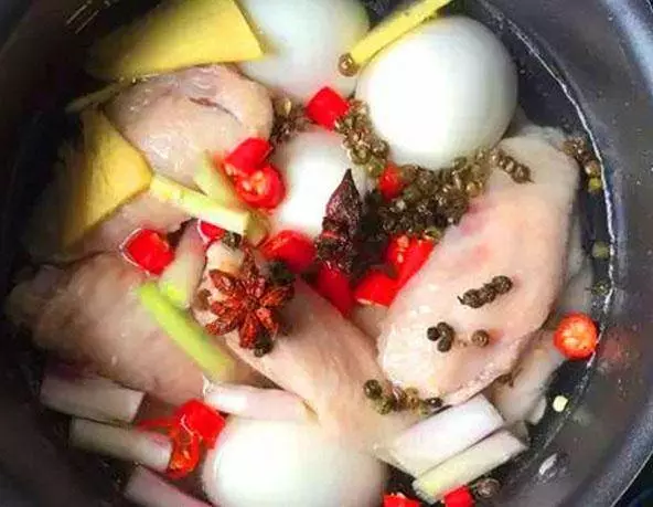 教你做滷味的幾大秘訣,一鍋滷味好吃的秘訣就是調味料 馬起來