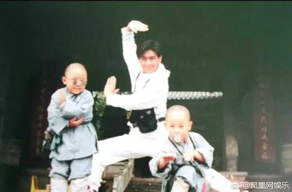 盼了20年終合體!經典國片《旋風小子》萌樣「小師傅」轉帥氣型男?網呼:我已長大,你還未變老!