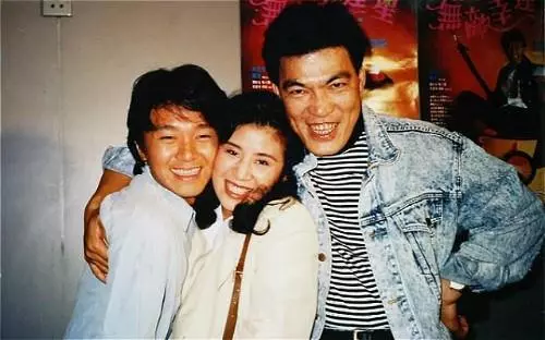 星爺珍藏的合影全集曝光:艷福不淺,大牌雲集!滿滿的青春記憶!