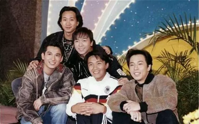 星爺珍藏的合影全集曝光:艷福不淺,大牌雲集!滿滿的青春記憶!