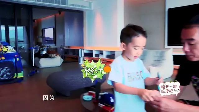 陳小春超奢侈「海景豪宅」首度曝光!專業網友看到「他們家的沙發」竟是....嚇到說不出話!