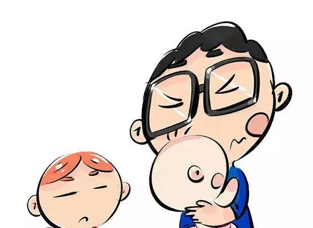 為什麼寶寶都喜歡豎抱?這些知識你必須都知道,爸爸媽媽尤其不要錯過