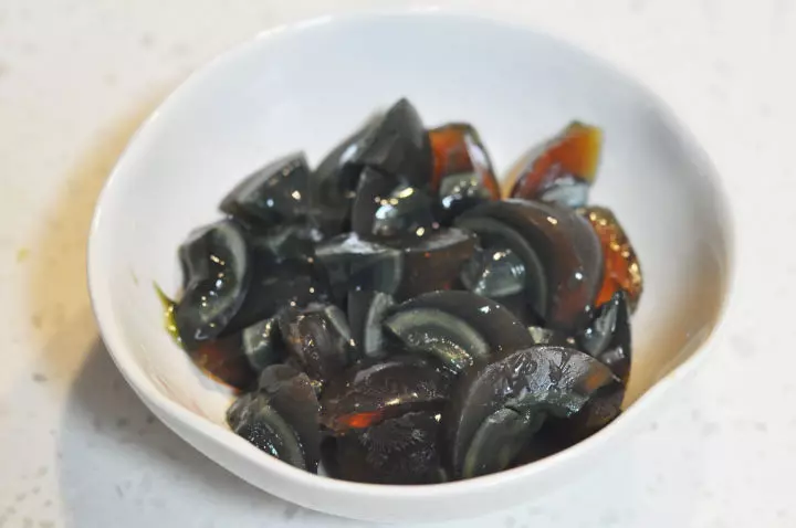 【瘦肉皮蛋粥】如何正確地做出美味的皮蛋瘦肉粥?? 怎麼做濃香不腥,只需1招,你就可以開粥鋪了!