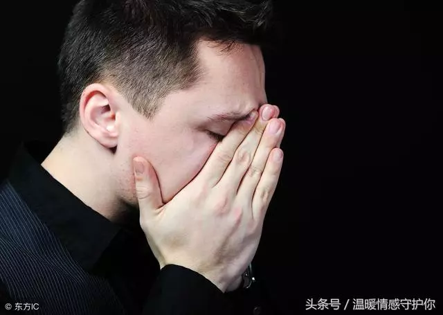 不願分手而當上門女婿,聽到媽和老婆的對話,大男人眼裡蓄滿淚水