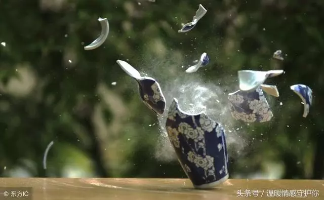 姑姐兒子打爛花瓶,我說在別人家不能亂動,姑姐:弟弟家不是別人家