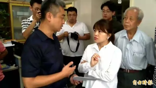 「死不瞑目,不願過橋!?」這段影片超震撼...