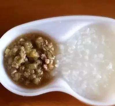 一歲內寶寶輔食30款營養粥做法大全!媽媽再也不煩惱!