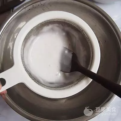 ~枸杞水晶糕新手也會成功的,放心的動手來做吧~