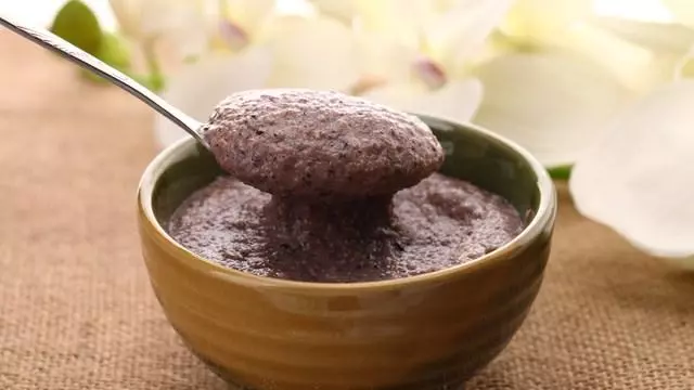 經常吃黑芝麻,會給身體帶來5大好處,但這2種人不能吃
