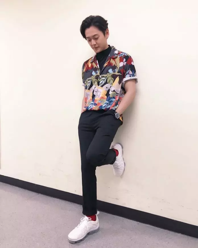 【因拍戲擦出火花?】36歲胡定欣傳與小5歲的『他』談姐弟戀!