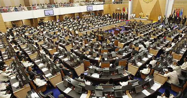新科議員多 暫不對付缺席國會議員