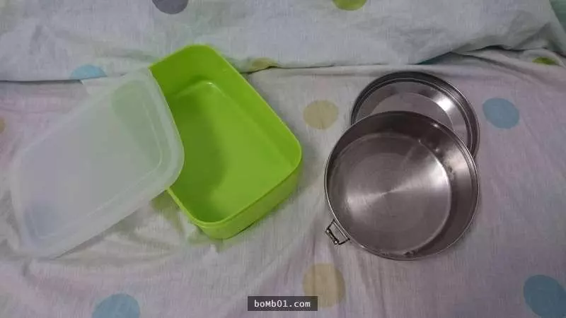女大生挑戰「無痕飲食」要求早餐店照她意思裝食物,沒想到會錯意的老闆卻讓她哭哭了!