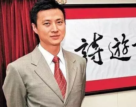 周慧敏近照曝光,發福顯老態,不肯生子被婆婆嫌棄,她用9字回應!