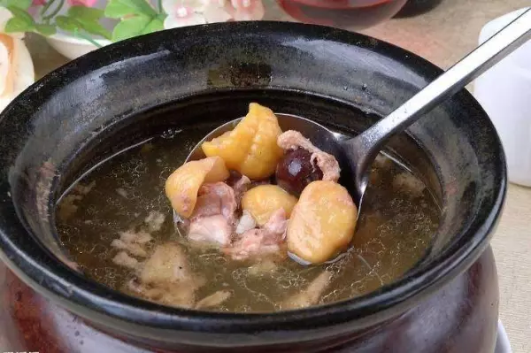 燉雞湯的技巧,讓雞湯好喝10倍