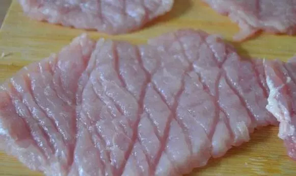 豬肉別再紅燒了,這樣做肥而不膩,上桌就被搶光!