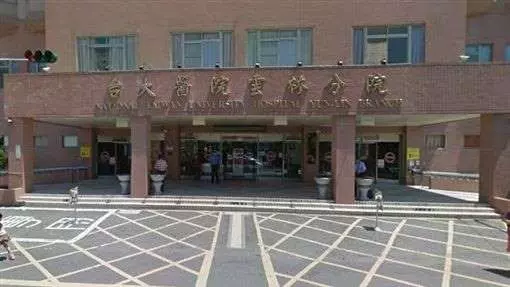 佯稱看孫子讀書80歲老婦國小樓上墜樓身亡
