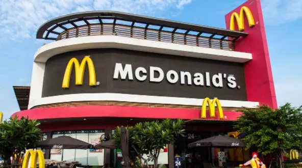 Say No to Straw!大馬McDonald's為了響應環保,從8月1日起不再提供塑料吸管了!