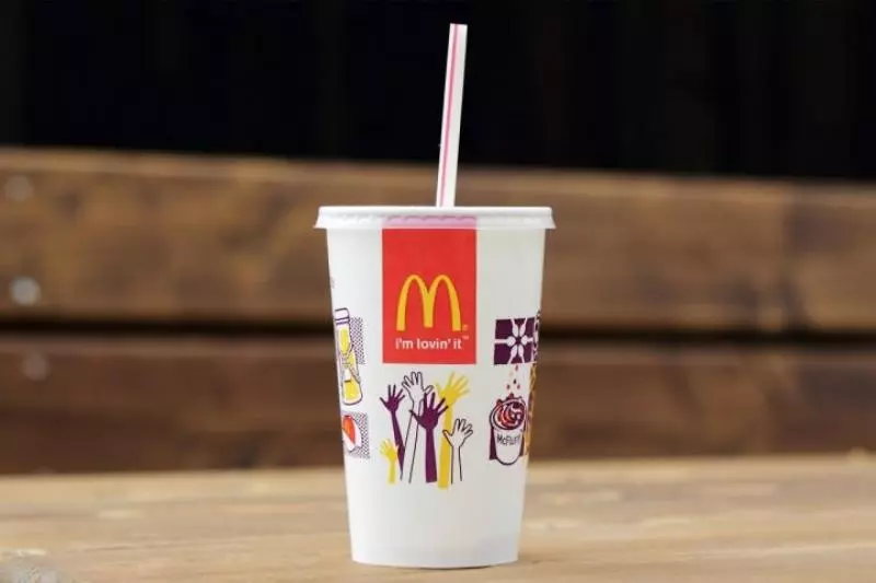 Say No to Straw!大馬McDonald's為了響應環保,從8月1日起不再提供塑料吸管了!