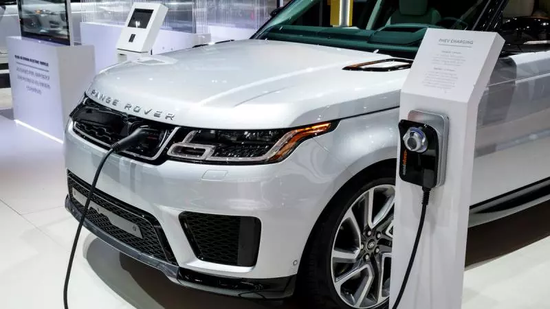 汽車達人大爆料!Hybrid汽車 vs PHEV汽車,動力最強也最節省燃油的竟然是……