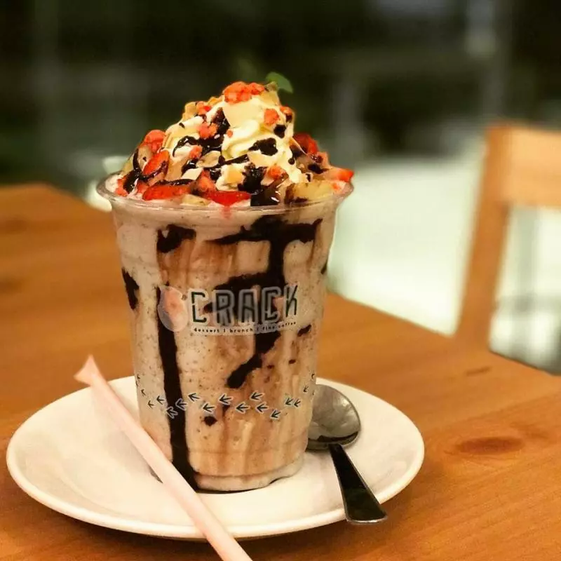 不懂要去哪裡?快Jio姐妹一起去【曼谷Top 5熱爆Cafe?】讓你拍照美炸天,一秒變網美❤