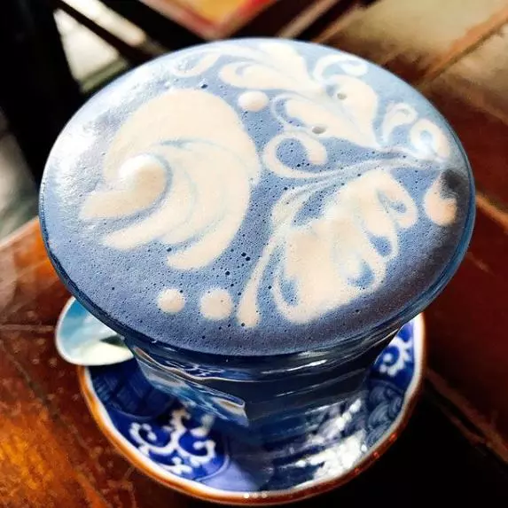 不懂要去哪裡?快Jio姐妹一起去【曼谷Top 5熱爆Cafe?】讓你拍照美炸天,一秒變網美❤