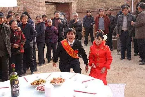弟媳婦生女兒婆家贈房子,妯娌的反應,弟媳婦:嫁了個假婆家