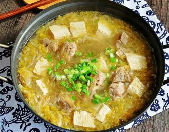 一分鐘教會你大骨湯「8種煮法」,每一道都讓人捨不到放下碗!
