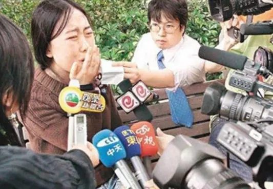 劉德華的素顏照太「可怕」了,難怪粉絲楊麗娟對他的追求如此瘋狂!