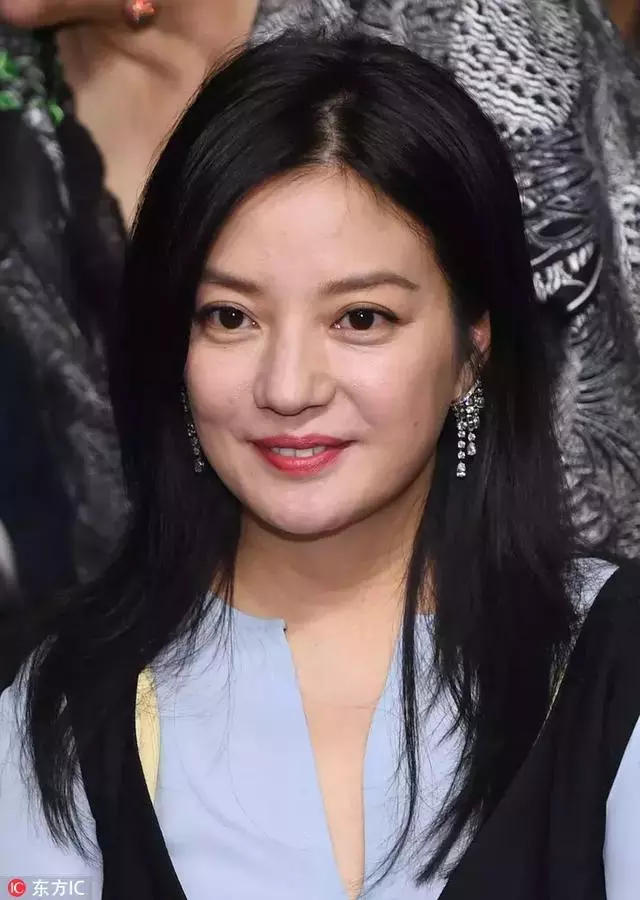 《中餐廳2》趙薇像 28歲?看未P高清圖才知真假……