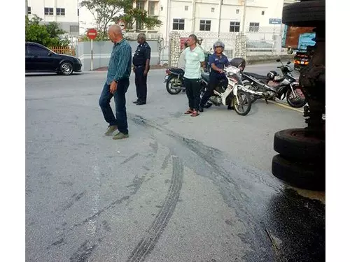 罕見意外囚車翻覆 扣留犯受傷