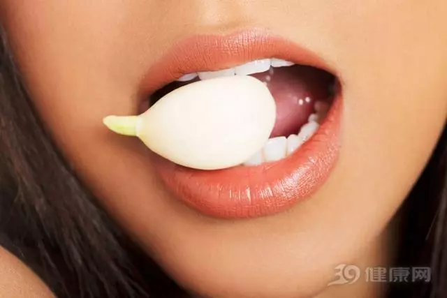 大蒜是「第1名抗癌菜」!但想要正確防癌抗癌,千萬別觸犯這「6大禁忌」!