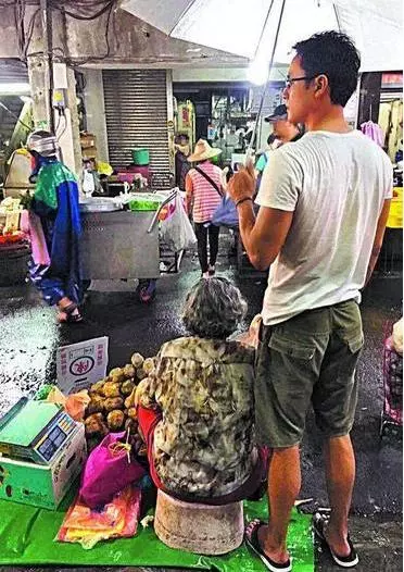 明道神秘女友大曝光,長相甜美可愛,網友:難怪連劉詩詩都認輸了!