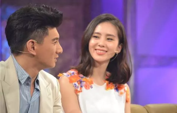 明道神秘女友大曝光,長相甜美可愛,網友:難怪連劉詩詩都認輸了!