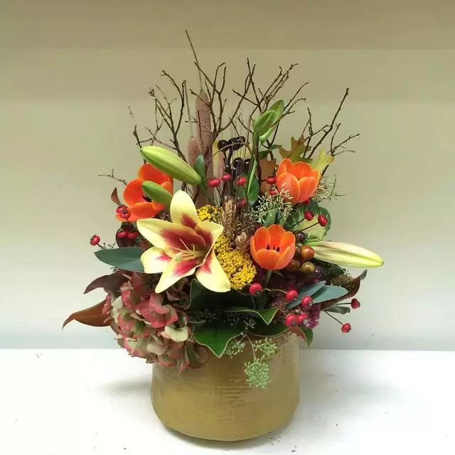 家庭主婦必學!最迷人的桌花花藝,一招教你簡單學會!