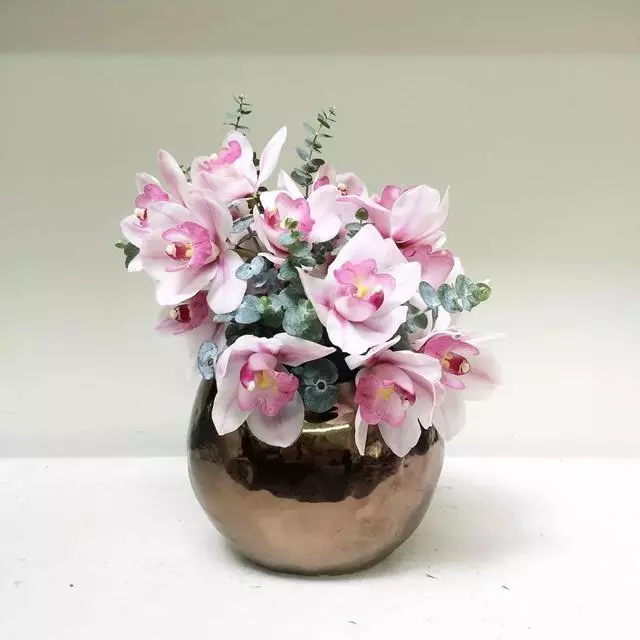 家庭主婦必學!最迷人的桌花花藝,一招教你簡單學會!