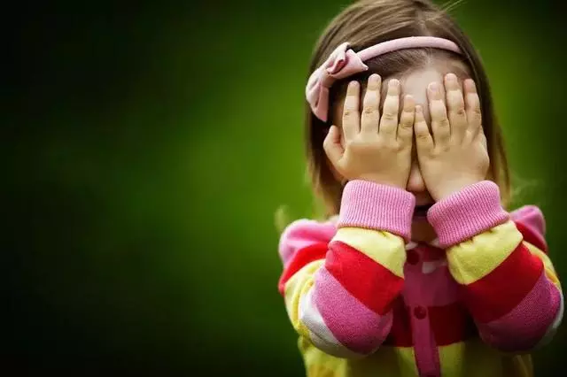 孩子自信還是自卑,跟你有沒有做這6件事,息息相關!
