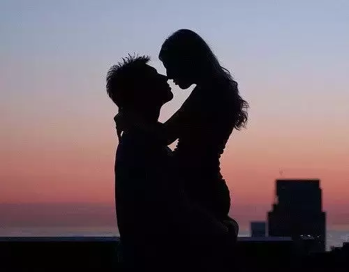男人外面找「紅顏」是什麼心理?原來是因為「這個」