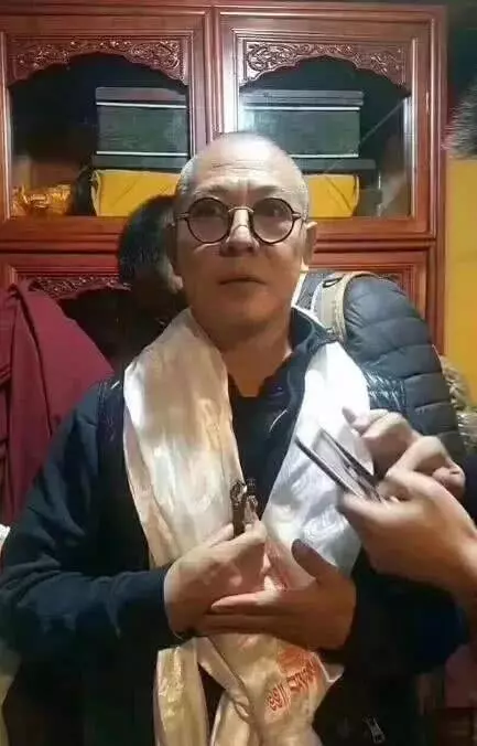 李連傑妻子罕見曝光,差點成為賭王第五太,李連傑為她拋棄懷孕的妻子,57歲的她近照曝光,怪不得一直不露面!
