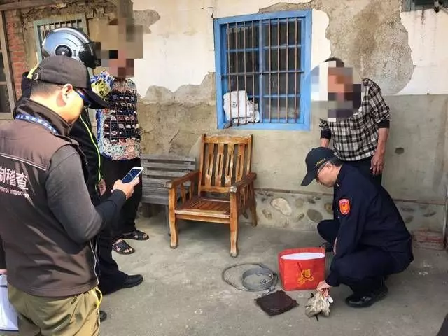 苗栗叔姪好心「假領養」20隻浪浪...竟以一隻300賣去台中屠宰!黑心肉恐不小心吃下肚.