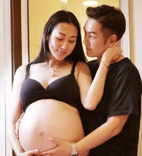 嫁大16歲老公,因為老公一句話,5年連剖4胎,如今33歲的她比大老公還顯老!